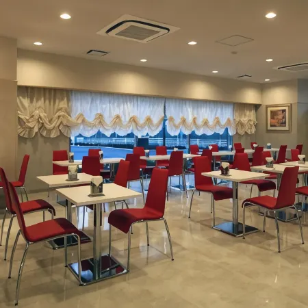 Laxio Inn Отели в г. Матида
