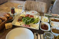 Uchisar Premium Hotel
