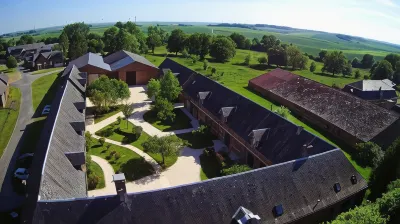 Domaine des Lumières Hôtels à : Le Cateau-Cambrésis