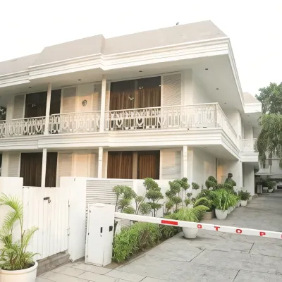 Diplomat, Chanakyapuri New Delhi- A Boutique Hotel Hotels near Australian High Commission