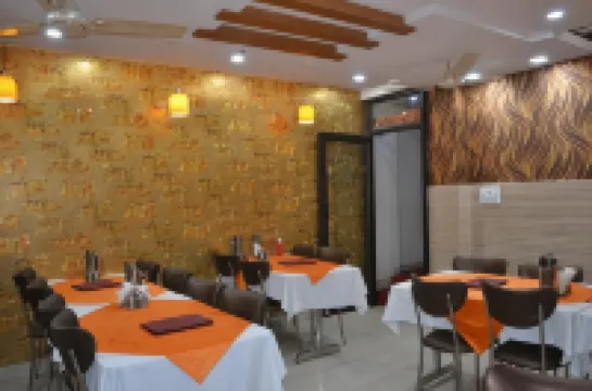 ホテル・ジギヤサ・パレス バイ・マイダ・ホスピタリティー Pvt. Ltd.