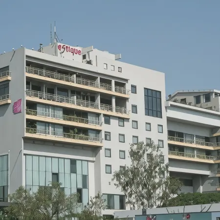 Hotel Parc Estique Отели рядом с Аэропорт Логеджаон