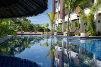 Lanta Sport Resort - Infinity Pools