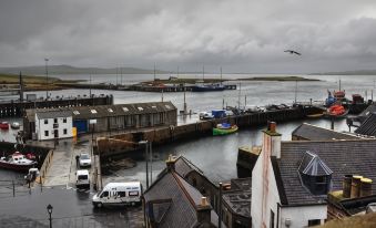 The Stromness Hotel by Paymán Club