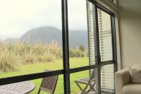 Sunset Motel - Mountain view
