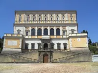 Old "borgo" in Maremma among olive groves, etruscan treasures, lake and sea.WIFI Hotel in zona Centro Storico di Tuscania