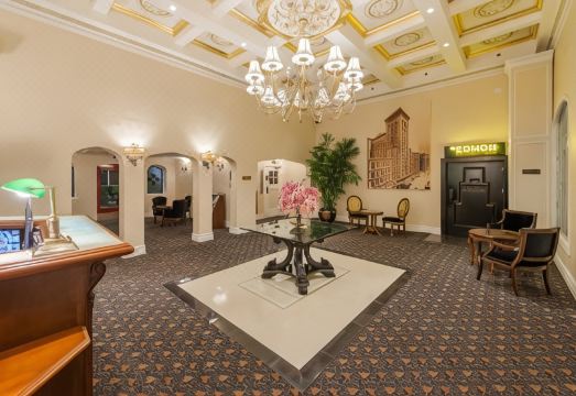 할리우드 히스토릭 호텔