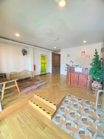 Pine Boutique Hotel Hotel di Seri Iskandar