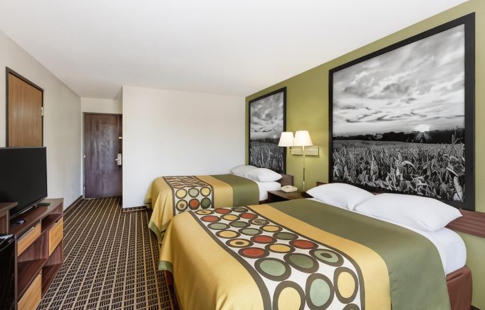 Super 8 by Wyndham Norfolk