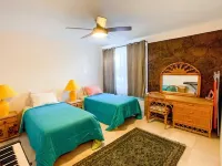 Serene and Beautiful Garden Condo - Soak up the Sun on the Stunning Private Beac
