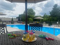 Clarion Inn and Suites Airport - Pools