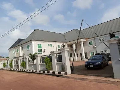 Eleventh House Hotel & Suites Hotel di 