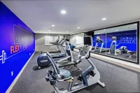 Holiday Inn Express & Suites TULSA S BROKEN ARROW HWY 51 by IHG