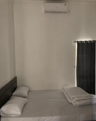 Damai Guest House Cirebon Hotels in Kedawung