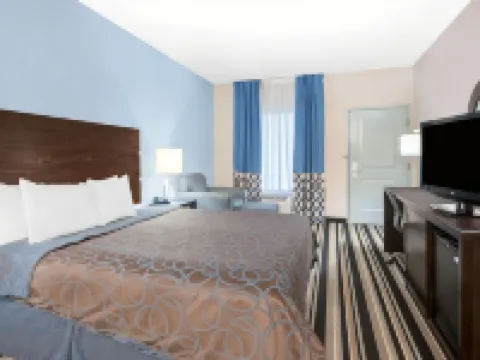 Super 8 by Wyndham Dilley TX Hotels in Dilley