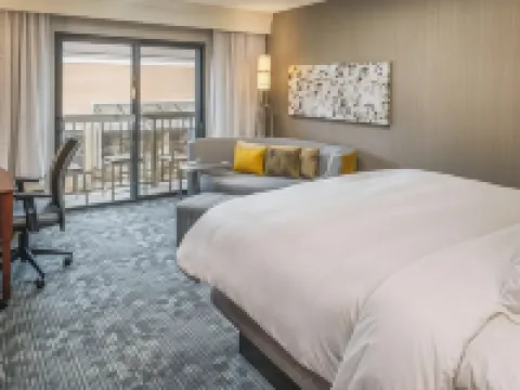 Sonesta Select Seattle Bellevue Redmond Hotels in Bellevue