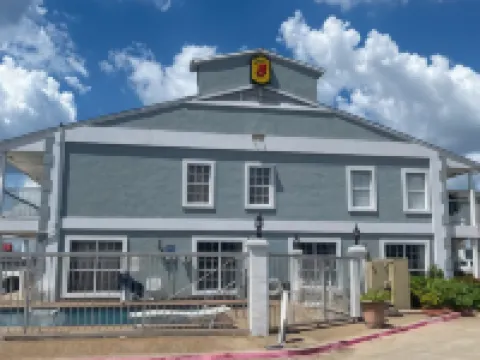 Super 8 by Wyndham Terrell Hoteles en Terrell