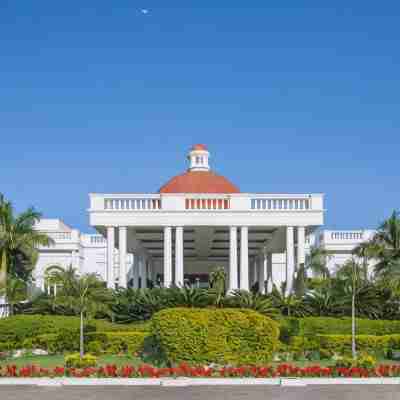 泰姬陵路克瑙酒店 Hotel Exterior