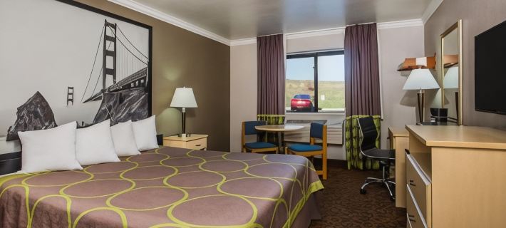 Super 8 by Wyndham Vacaville Hotele w: Solano County