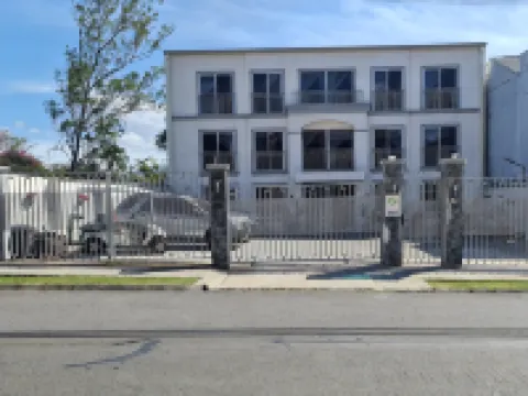 Lop Inn Hotels in Belen