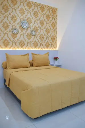 MJ Hotel Syariah Mojokerto Отели в г. Моджокерто