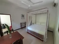 Mealanie's House
