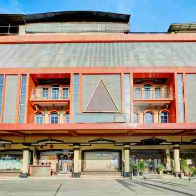 Dancenter S Hotel Hotel Exterior
