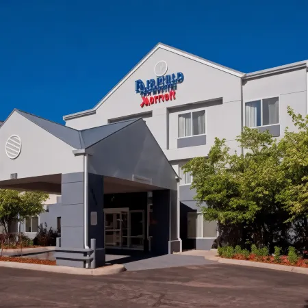 Fairfield Inn & Suites Denver Tech Center/South Отели в г. Дуглас