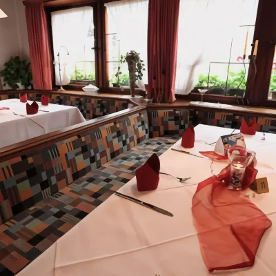 Zum Hirsch Gasthof Hotels near St. Michael's