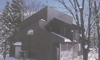 Pension Petite House for You