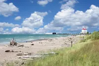 Super 8 by Wyndham Mentor/Cleveland Area Hotels in Willoughby