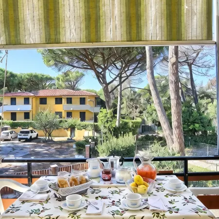 Seaside Apartment - Tuscany - Marina di Bibbona Riviera Degli Etruschi Hotels in Bibbona