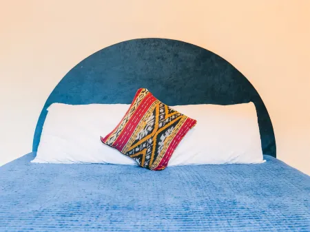 Roemah Renjana Sunny Отели в г. Makassar District