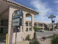 Days Inn by Wyndham Kingman East - Pet friendly