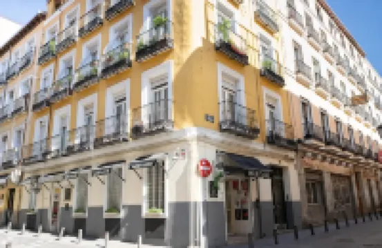 Hostal Tokio โรงแรมใกล้Edificio España