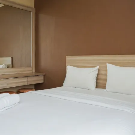 Modern and Relax Studio Room at Serpong Greenview Apartment by Travelio