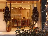 Mati Hotel Hotels in Marathon