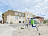 Holiday Inn Express & Suites BLYTHE by IHG