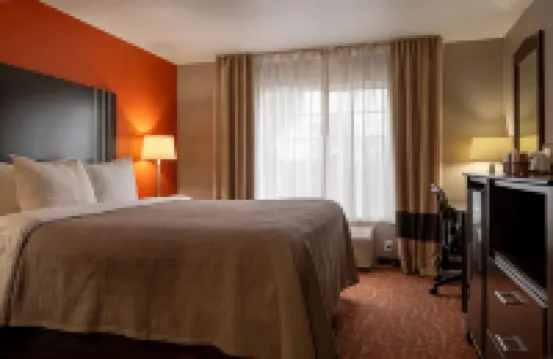 Quality Inn & Suites Fresno Northwest