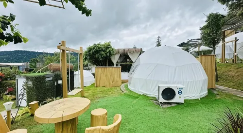 Stratus  Resort