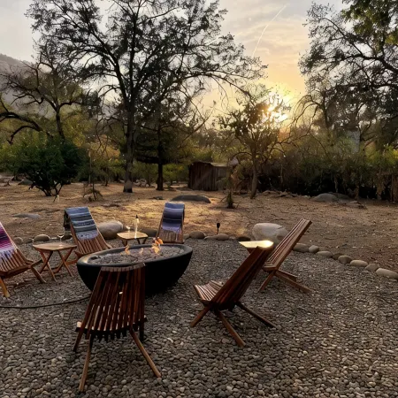 Three Oaks - Perfectly Designed Nature Escape!