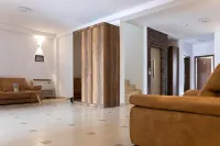 Denis Hotel