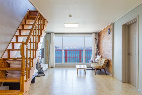 Beachblue Pension Geoje - Pensions