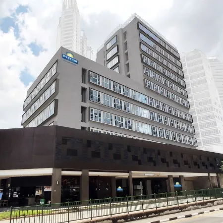 Days Inn by Wyndham Singapore Novena Отели рядом с достопримечательностью «Резервуарный парк МакРитчи»