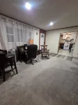 Charming 3-bedroom ranch style in a quiet school zone, with WiFi - 2성급