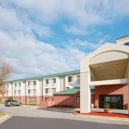 Country Inn & Suites by Radisson, Roanoke Rapids, NC