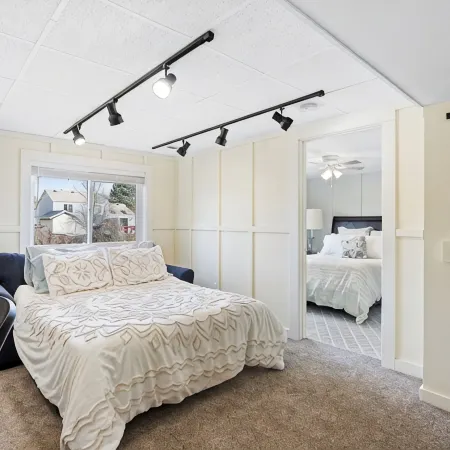 Sunny Private Guest Suite, 30 Min from Denver/Boulder, Kids and Pets Welcome!