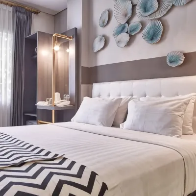 Couleur Hotel Jakarta Hotel berhampiran Stesen Kalideres