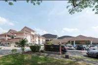 Hotel Seri Malaysia Ipoh - piscina