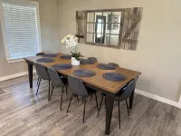 Charming 3-bedroom house with fitness room and AC in Bandera - 4-Star